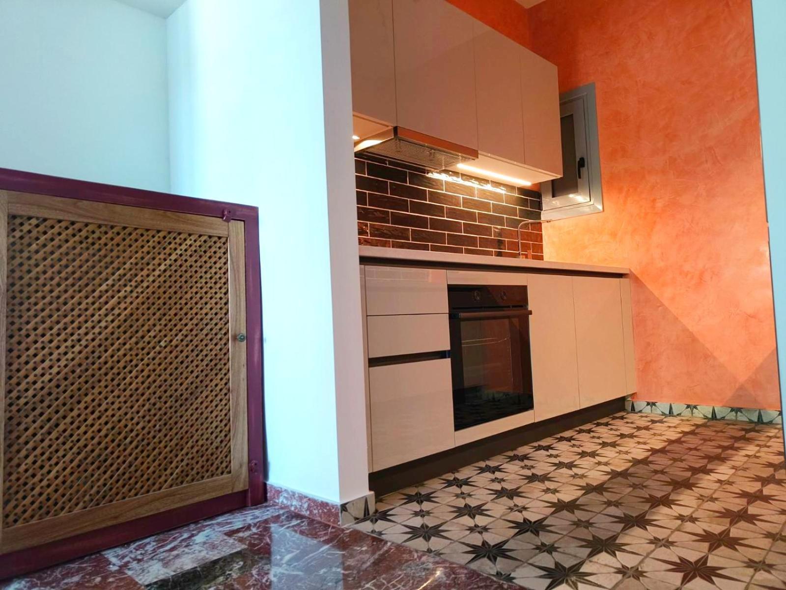 Stylish Artistic Flat With View, Three Min To Metro Atenas Exterior foto
