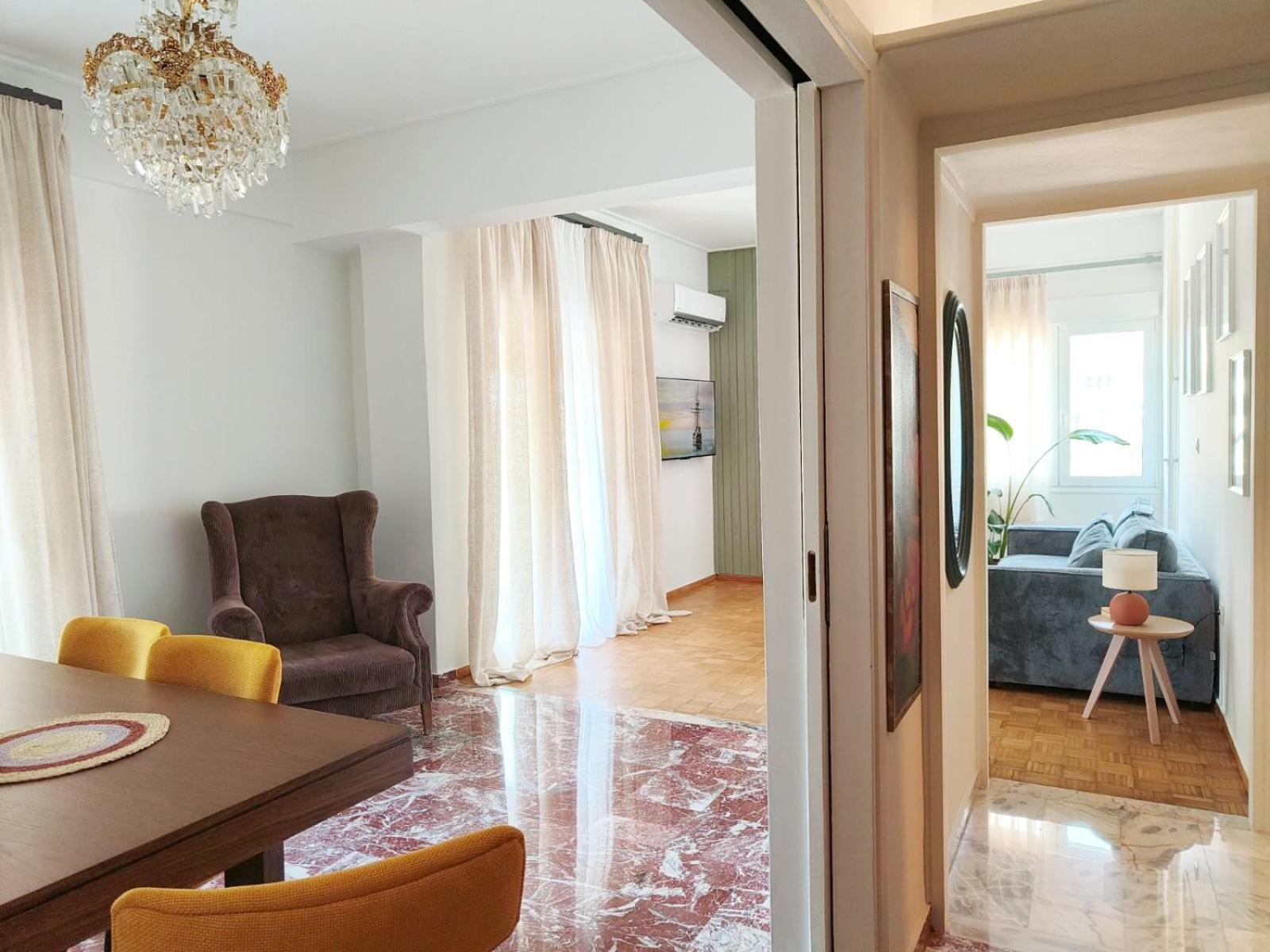 Stylish Artistic Flat With View, Three Min To Metro Atenas Exterior foto
