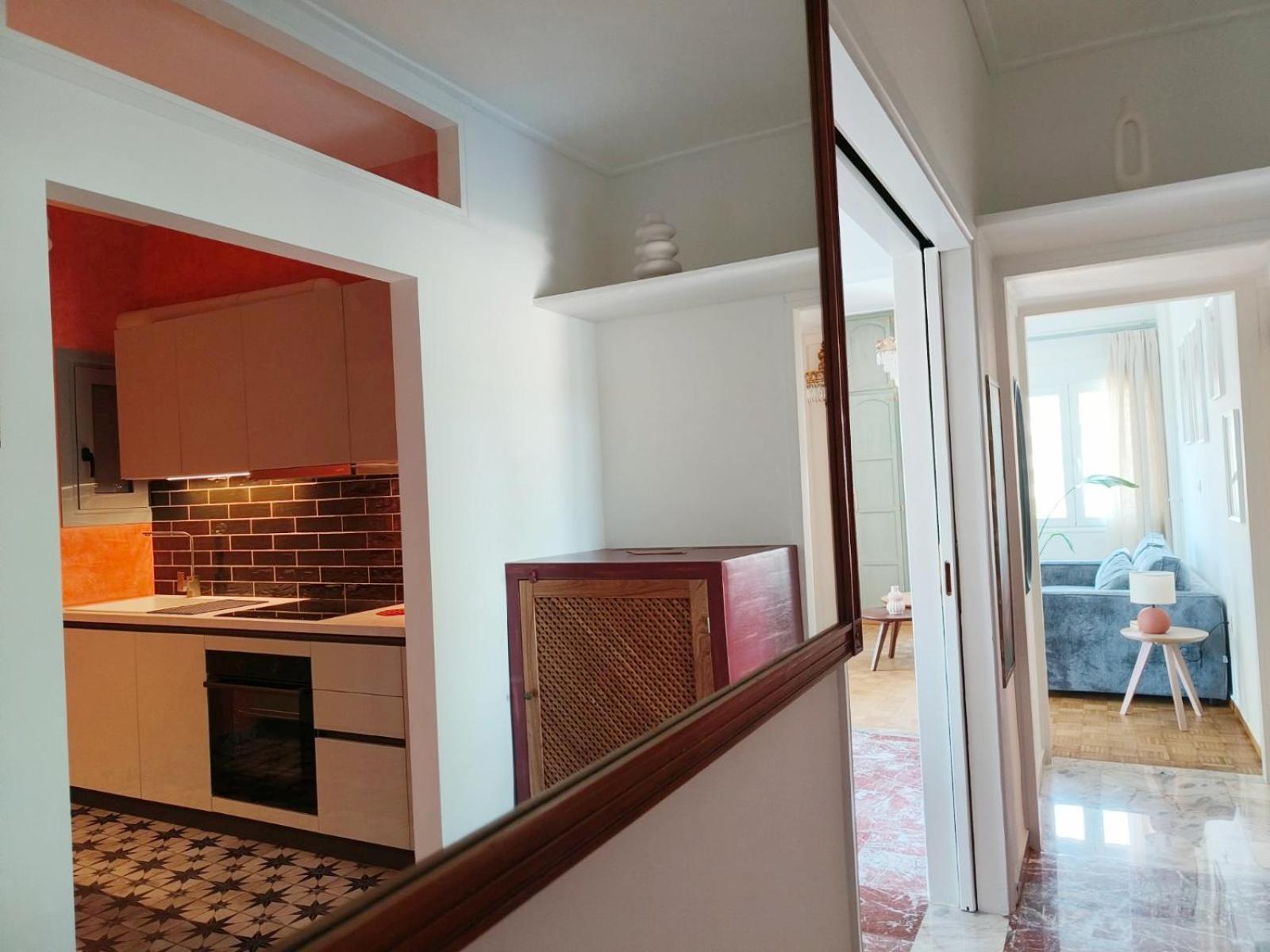 Stylish Artistic Flat With View, Three Min To Metro Atenas Exterior foto